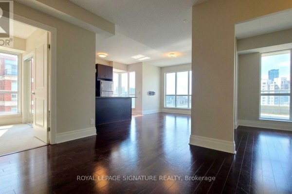 512 - 57 Upper Duke Crescent, Markham, ON L6G0B8 Photo 3