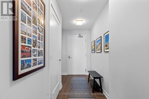 Living room - 512 - 570 De Mazenod Avenue, Ottawa, ON K1S5X2 Photo 4