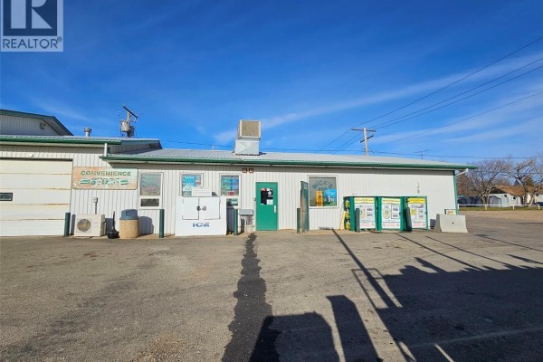 512 Railway Avenue, Oxbow, SK S0C2B0 Photo 4