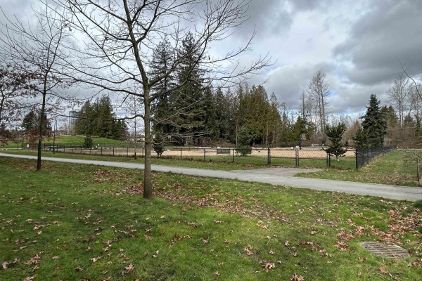 512 10603 140 Street, Surrey, BC V3T0M8 Photo 2