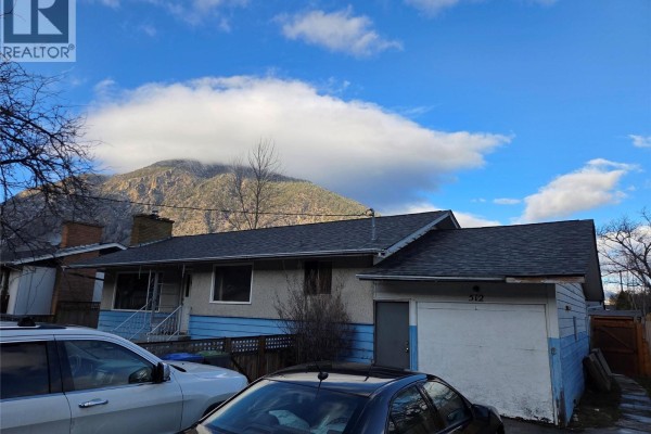 Kitchen - 512 12th Avenue, Keremeos, BC V0X1N3 Photo 2