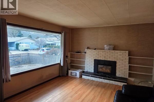 4pc Bathroom - 512 12th Avenue, Keremeos, BC V0X1N3 Photo 5