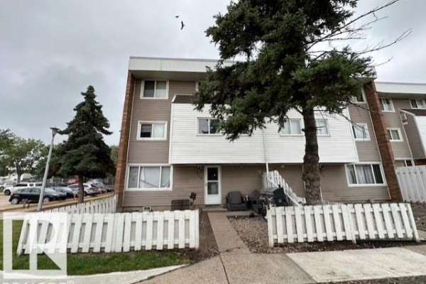 Primary Bedroom - #512 2908 116a Av Nw, Edmonton, AB T5W4R7 Photo 4
