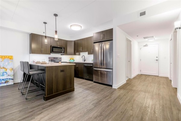 Living room - 512 300 Centre Street, Winnipeg, MB R3Y2A1 Photo 3