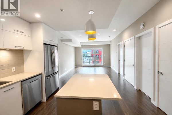 512 38033 Second Avenue, Squamish, BC V8B0C4 Photo 2