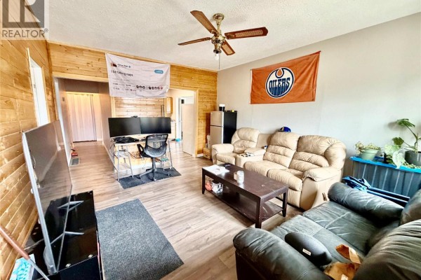 512 97a Avenue, Dawson Creek, BC, photo 2