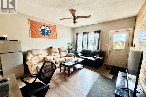 512 97a Avenue, Dawson Creek, BC, photo 3