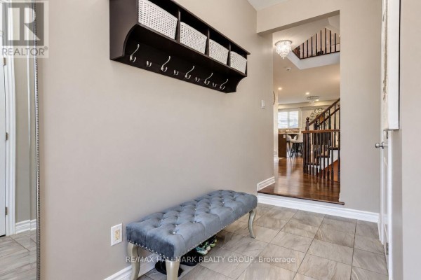 Family room - 512 Vivera Place, Ottawa, ON K2S0W2 Photo 4
