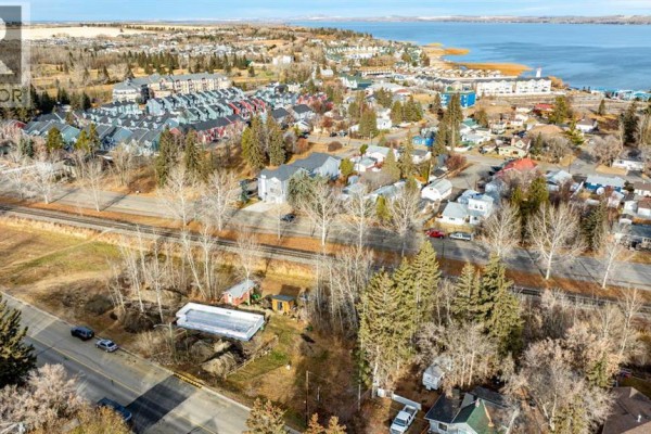 5120 48 Avenue, Sylvan Lake, AB T4S1G6 Photo 4