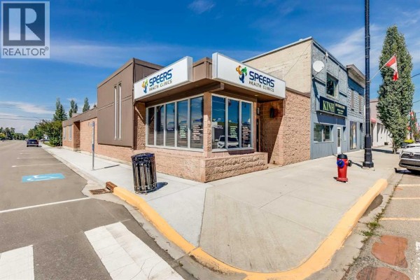 5120 50 Avenue, Olds, AB, photo 2