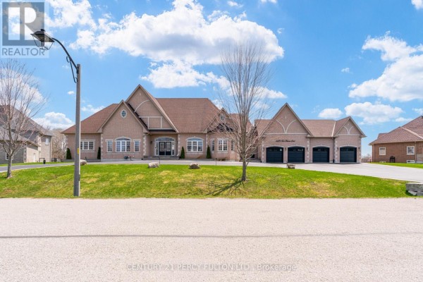 5121 Tom Thomson Court, Pickering, ON, photo 2