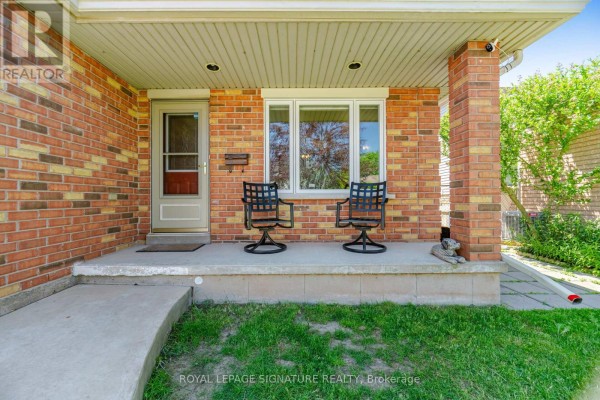 Kitchen - 5122 Meadowood Lane, Lincoln, ON L3J0J7 Photo 5