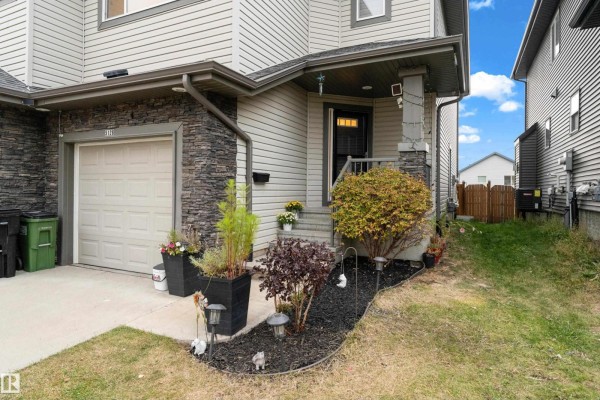 Dining room - 5128 20 Av Sw, Edmonton, AB T6X1V6 Photo 2