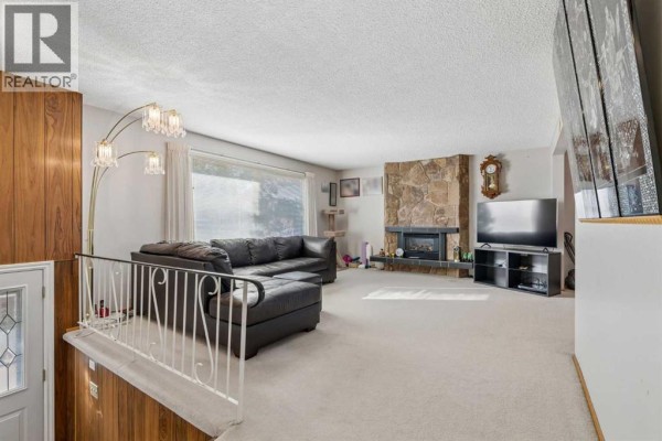 Family room - 5128 Rundlehorn Drive Ne, Calgary, AB T1Y1C1 Photo 4