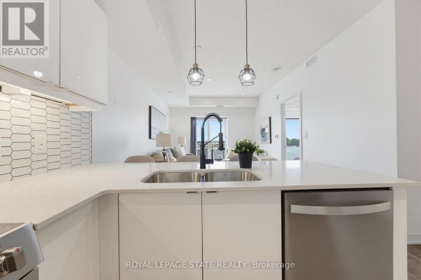 Kitchen - 513 - 16 Markle Crescent, Hamilton, ON L9G0H4 Photo 2