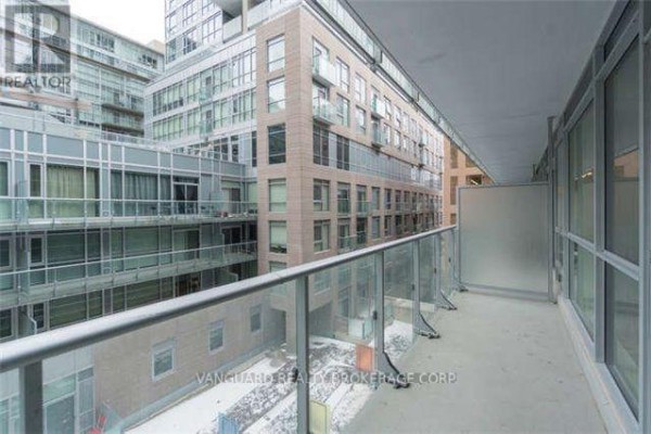 Kitchen - 513 - 199 Richmond Street W, Toronto, ON M5V0H4 Photo 3