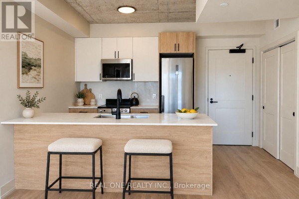 Kitchen - 513 - 810 King Street W, Hamilton, ON L8S0A7 Photo 3