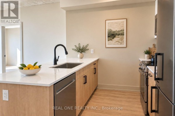 Bedroom 2 - 513 - 810 King Street W, Hamilton, ON L8S0A7 Photo 5