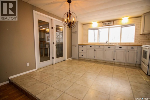 Laundry room - 513-515 2nd Avenue S, Simmie, SK S0N2N0 Photo 4