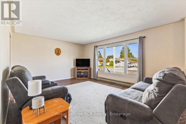 513 6th Street, Hanover, ON N4N3E2 Photo 5