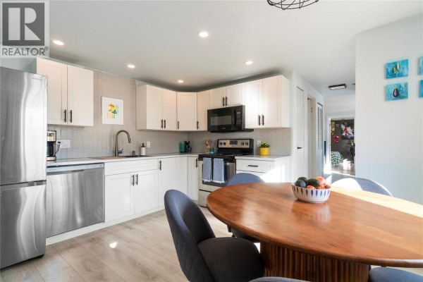 Family room - 5131 69 Avenue Ne, Salmon Arm, BC V0E1K0 Photo 5