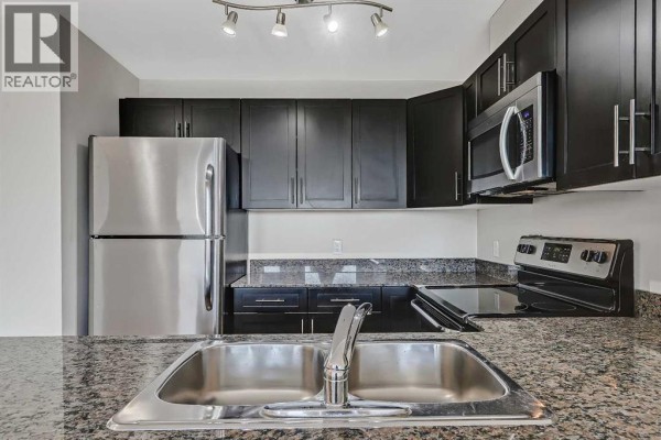 Den - 514, 955 Mcpherson Road Ne, Calgary, AB T2E6V3 Photo 3