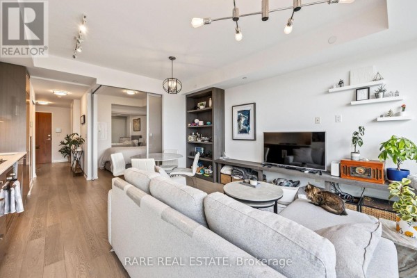 514 - 835 St Clair Avenue W, Toronto, ON M6C0A8 Photo 5