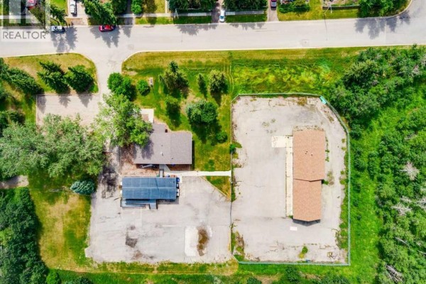 514 & 526 Windsor Avenue Nw, Diamond Valley, AB T0L2A0 Photo 3