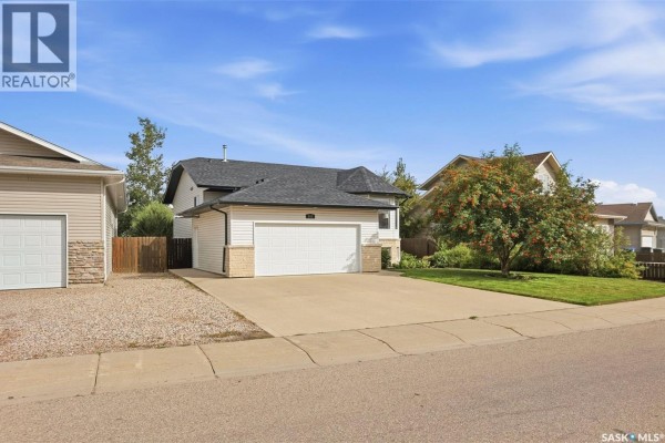 Kitchen - 514 1st Avenue N, Warman, SK S0K4S0 Photo 2