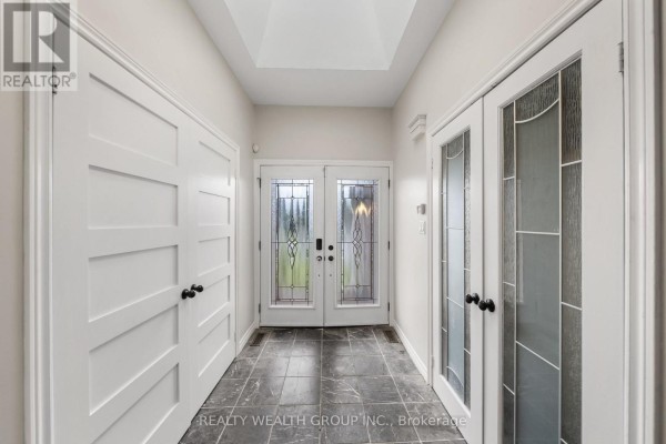 514 Grove Street E, Barrie, ON, photo 3