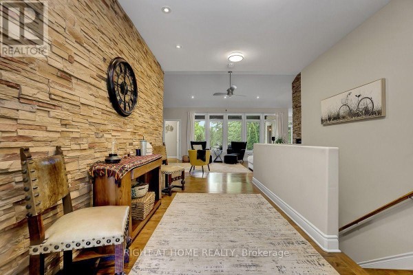 Foyer - 514 Landswood Way, Ottawa, ON K2S0A5 Photo 5