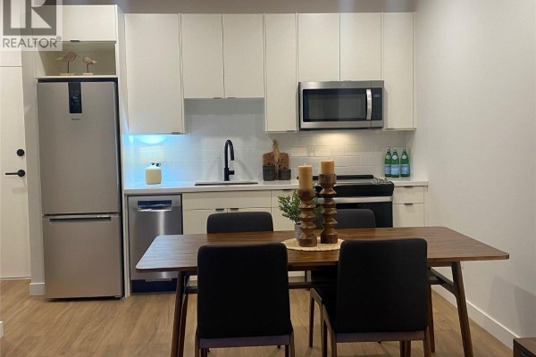 Kitchen - 514 Victoria Street Unit 404, Nelson, BC V1L4K8 Photo 5