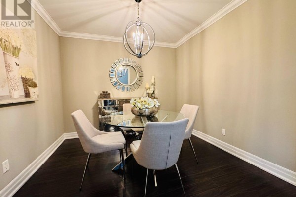 515 - 2855 Bloor Street W, Toronto, ON M8X3A1 Photo 5