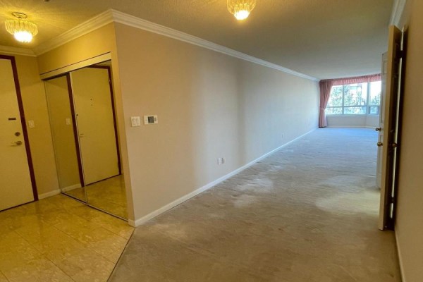 Den - 515 - 610 Bullock Drive, Markham, ON L3R0G1 Photo 4