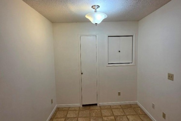 Bedroom - 515 St John Street, Regina, SK S4R1R6 Photo 5