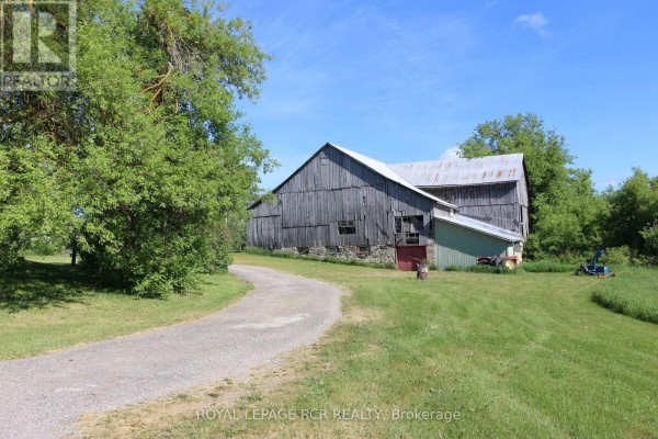 515273 2nd Line, Amaranth, ON L9W0Y8 Photo 4