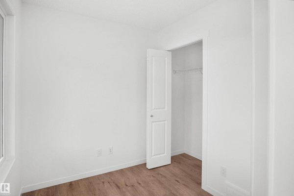 Bedroom 2 - 5156 River's Edge Wy Nw, Edmonton, AB T6M3A8 Photo 5