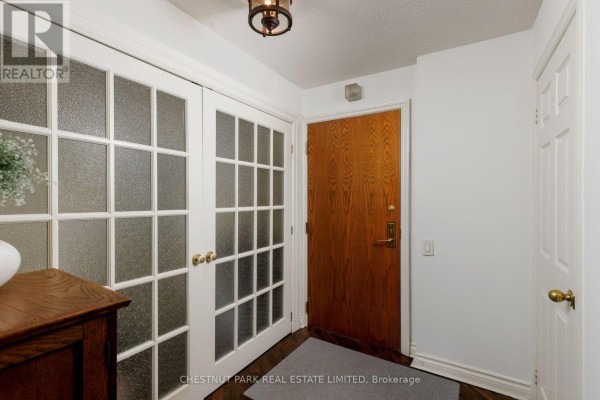 Dining room - 516 - 1177 Yonge Street, Toronto, ON M4T2Y4 Photo 2