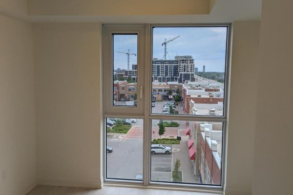 516 - 509 Dundas Street W, Oakville, ON L6M5P4 Photo 5