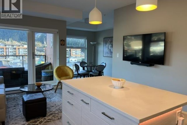 516 38033 Second Avenue, Squamish, BC V8B0C4 Photo 4