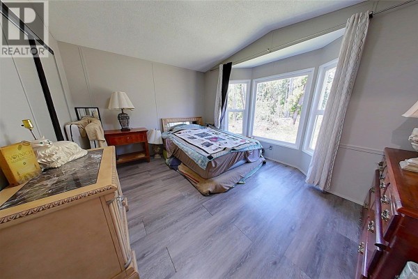 516 Berg Rd, Gabriola Island, BC, photo 2