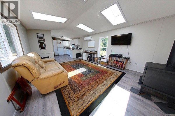 516 Berg Rd, Gabriola Island, BC, photo 3
