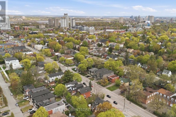 516 Churchill Avenue N, Ottawa, ON K1Z5E4 Photo 4