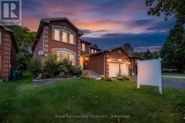 516 Palmtree Crescent, Oshawa
