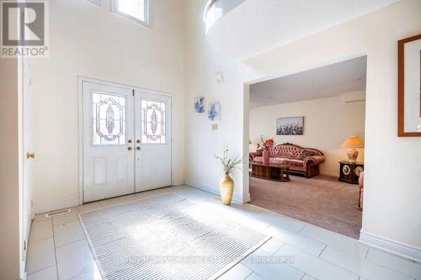 Dining room - 516 Palmtree Crescent, Oshawa, ON L1K2H2 Photo 3