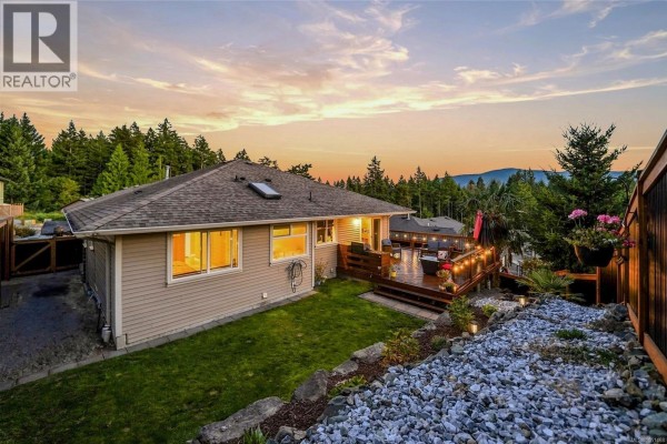 5161 Owlstone Pl, Nanaimo, BC, photo 3