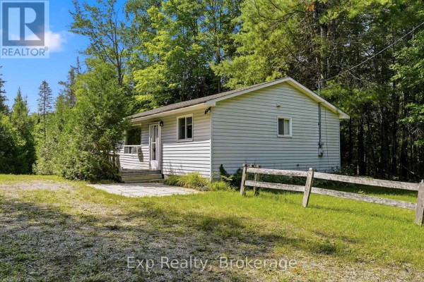 Kitchen - 5164 Arden Road, Frontenac, ON K0H1B0 Photo 2