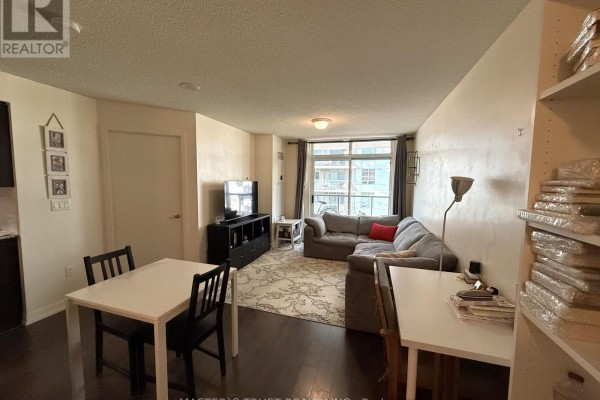 Dining room - 517 - 812 Lansdowne Avenue, Toronto, ON M6H4K6 Photo 3