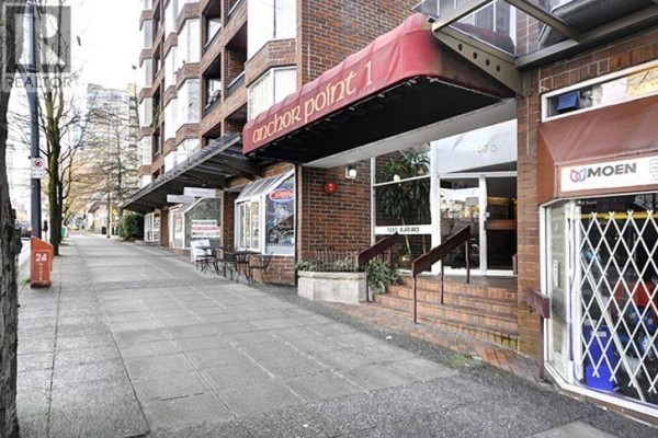 517 1330 Burrard Street, Vancouver, BC V6Z2B8 Photo 2