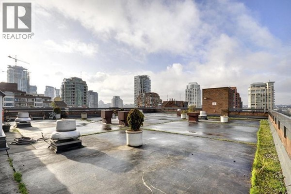 517 1330 Burrard Street, Vancouver, BC V6Z2B8 Photo 3